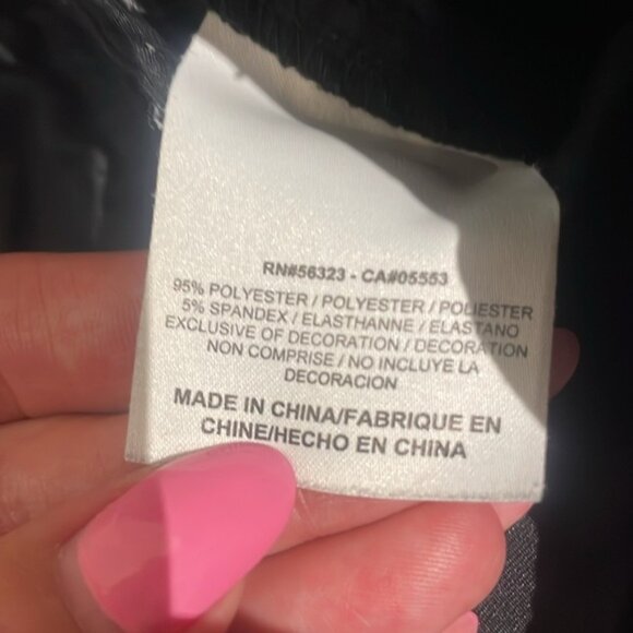 Youth Nike Golf Dri Fit Black Chino Shorts Medium 26” Waist - Picture 6 of 9